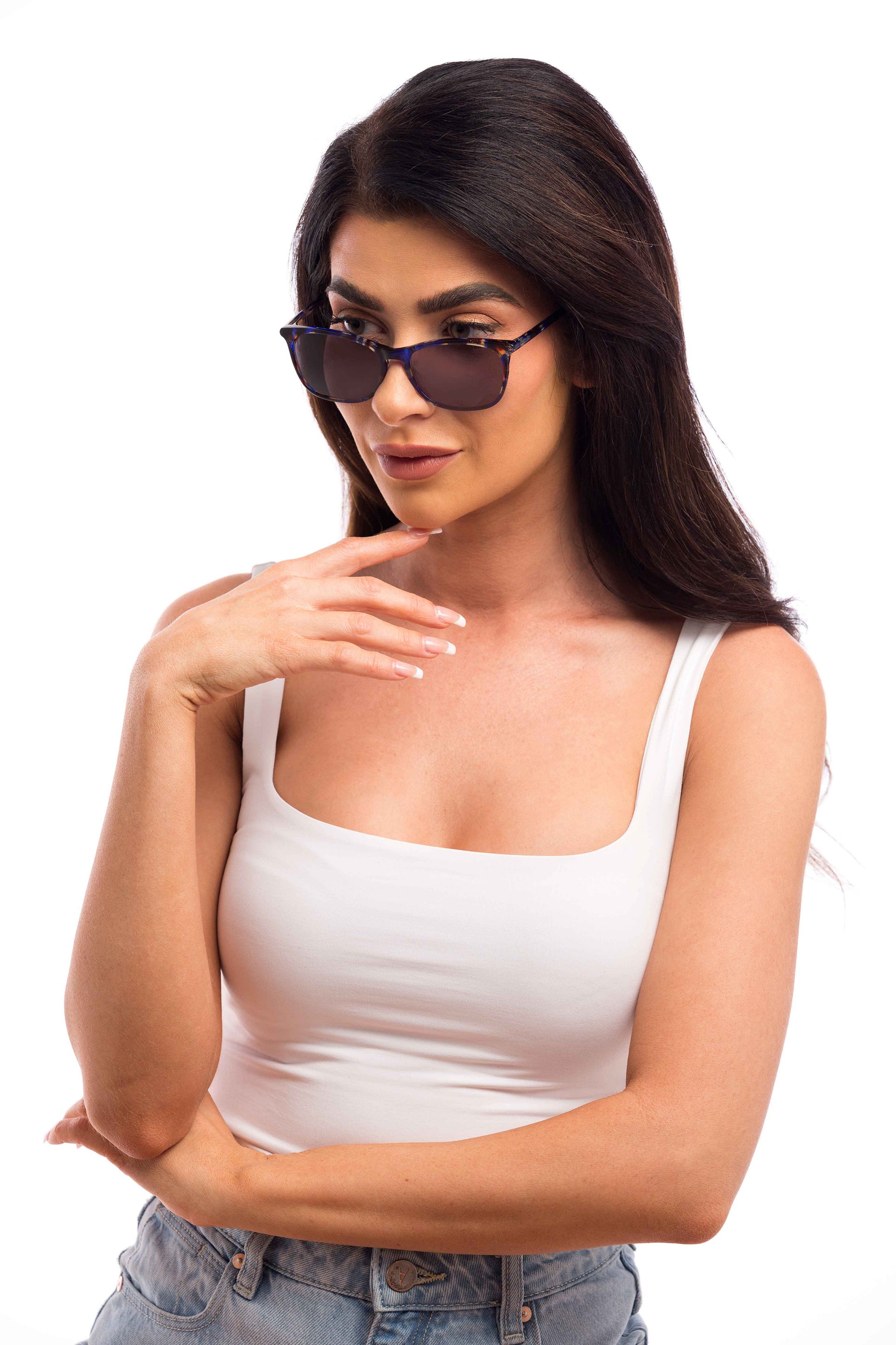 Woman Wearing Galaxy Sunglasses Prescription (Grey)
